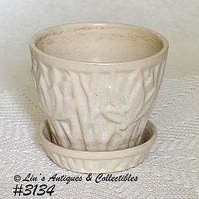 McCOY POTTERY -- LOTUS LEAVES AND BERRIES FLOWERPOT