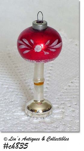 VINTAGE TABLE LAMP SHAPED GLASS CHRISTMAS ORNAMENT