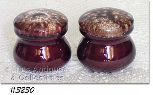 McCOY POTTERY VINTAGE BROWN DRIP STUBBY STYLE TABLE SHAKER SET