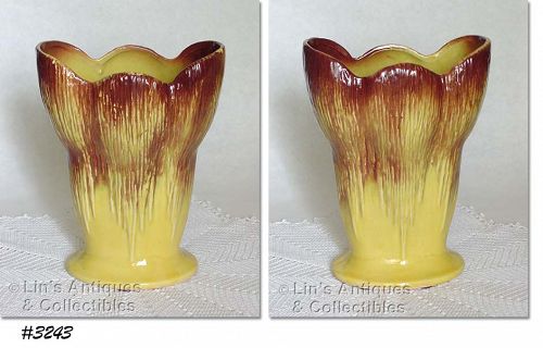 McCOY POTTERY YELLOW AND TAN 9 INCH TALL VASE