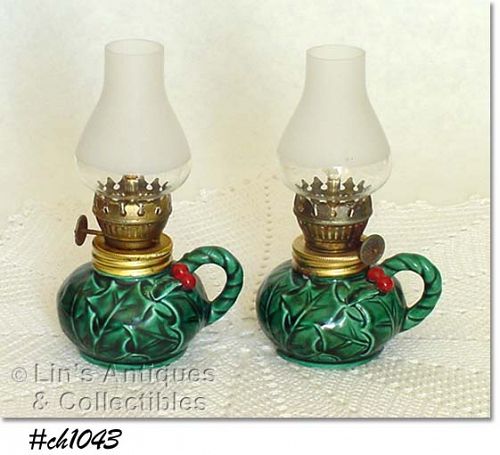 Vintage Lefton Green Holly Christmas Lanterns