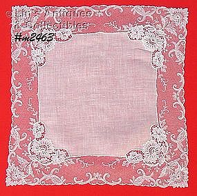 WEDDING / WHITE HANDKERCHIEF WITH LACE BORDER
