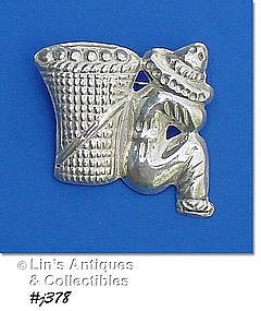 STERLING SILVER MAN WITH BASKET PIN