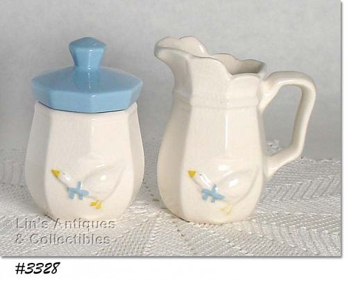 McCOY POTTERY COUNTRY ACCENTS CREAMER AND SUGAR WITH LID