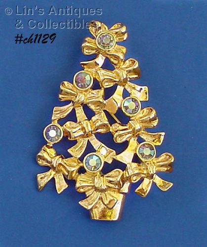 Vintage Avon Christmas Tree Pin