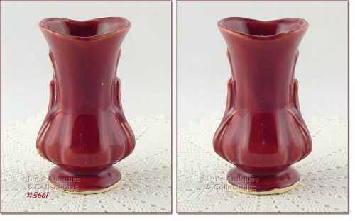 McCOY POTTERY – VINTAGE MAROON COLOR  5 ½” A VASE