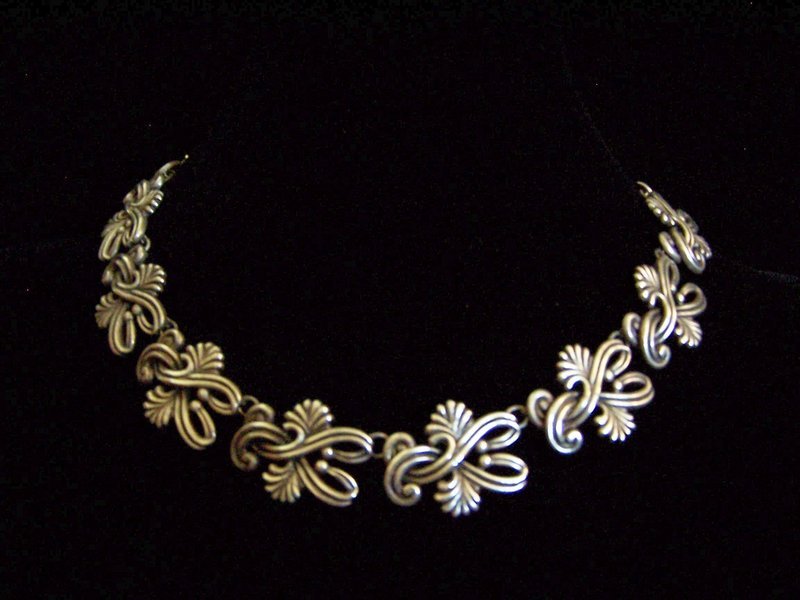 Margot de Taxco 5204 Mexican Silver Necklace Earrings
