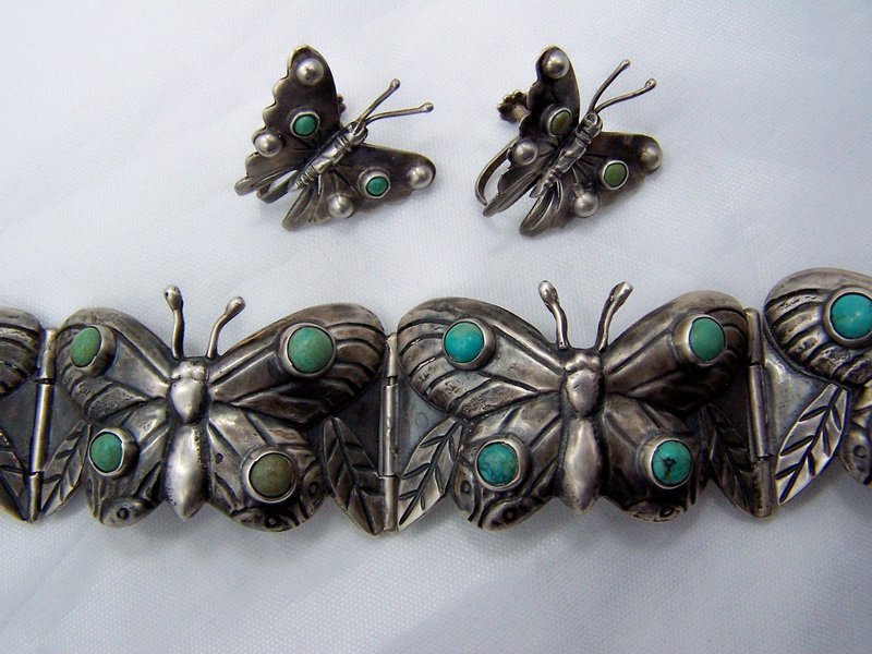 Vintage mexican silver jewelry
