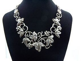 Doris Silver Vintage Mexican Repousse Floral Necklace