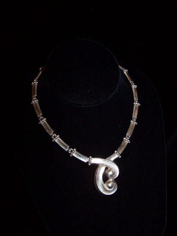 Margot De Taxco #5580 Vintage Mexican Silver Necklace