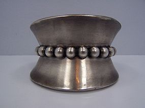 Los Castillo Vintage Mexican Silver Concave Bracelet