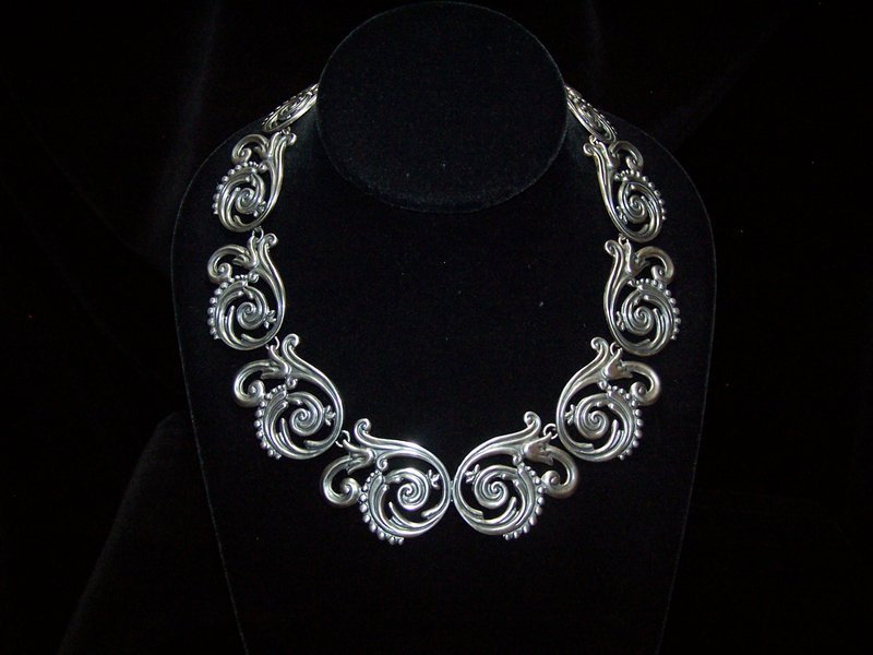 Margot de Taxco #5551 Vintage Mexican Silver Necklace