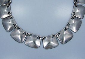 Hector Aguilar Vintage Mexican Silver Shields Necklace