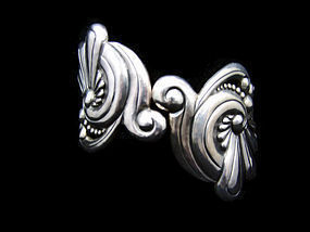 Taxco 980 Vintage Mexican Silver Clamper Bracelet