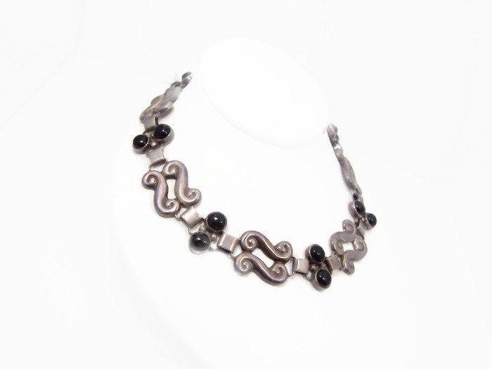 Onyx Swirl Vintage Mexican Silver Necklace