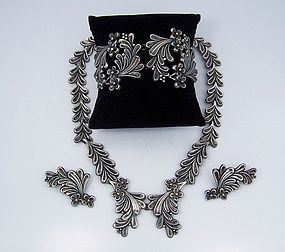 Margot de Taxco  5647  Mexican Silver Necklace Bracelet Earrings