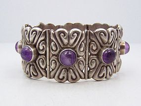 Repousse Parra Vintage Mexican Silver Bracelet Amethyst