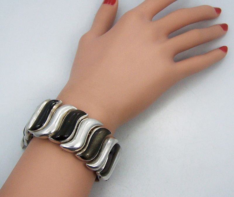 Antonio Pineda Vintage Mexican Silver S Link Obsidian