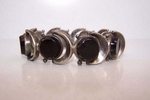 Antonio Pineda Vintage Mexican Silver Onyx Cylinder Cut Bracelet