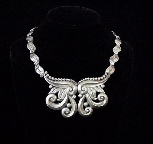 Margot de Taxco  #  5127  Vintage Mexican Silver Necklace 5184