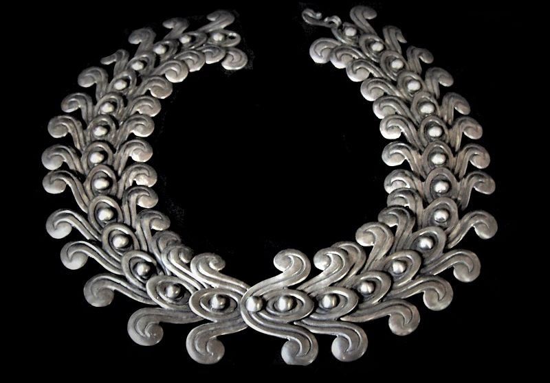 Los Castillo 262 Vintage Mexican Silver Double Pre Colombian Necklace
