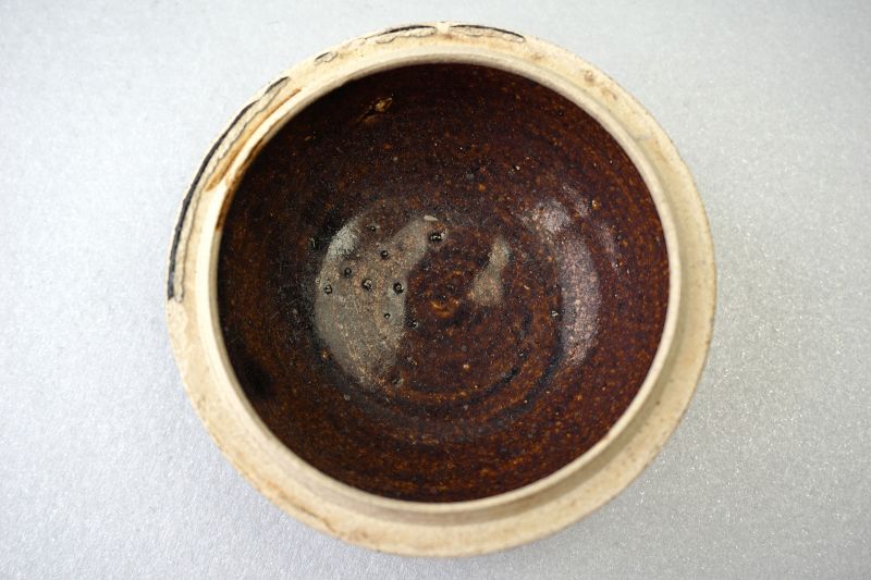 Ming Dynasty Fujian Kiln Brown-Glazed Porcelain Covered Box