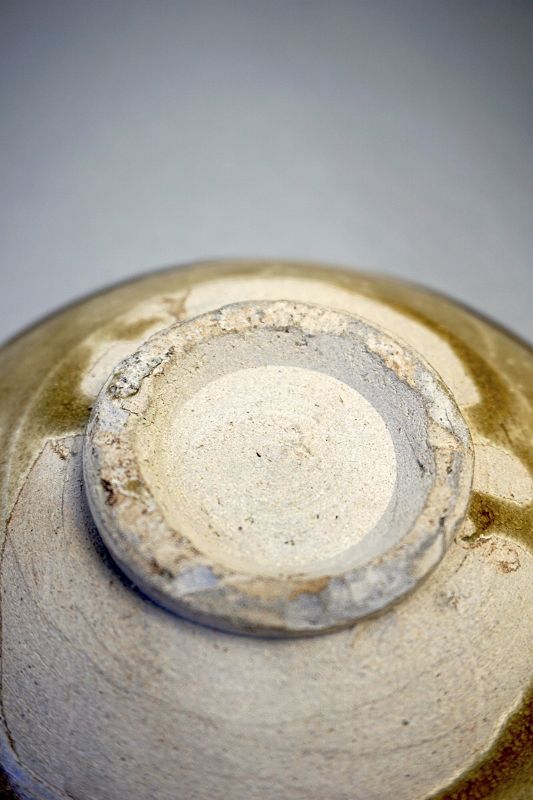 Tang Dynasty Changsha Yao Bowl with an Olive Green Glaze