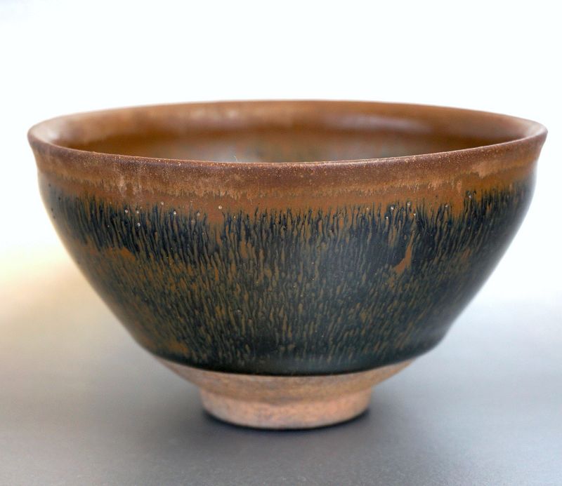 Song Dynasty Fine Jianyao Tea Bowl in Hare's Fur Glaze.