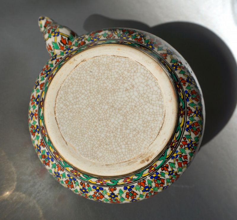 A Benjarong (Bencharong)Teapot, Qing Dynasty, Reign of Rama V