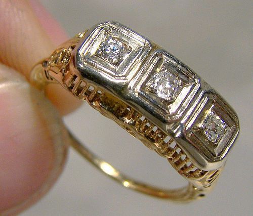 ART DECO 14K FILIGREE RING 3 DIAMONDS 1920s - Size 5-3/4