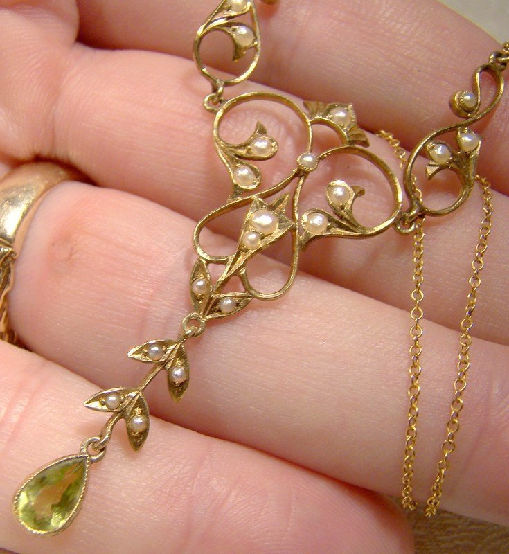 Edwardian 14K Peridot Seed Pearls Lavaliere Necklace 1900 Lavalliere