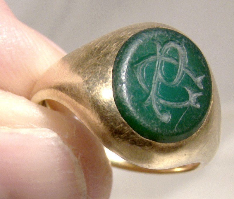 18K Gentleman's Chrysoprase Signet Seal Ring 1860
