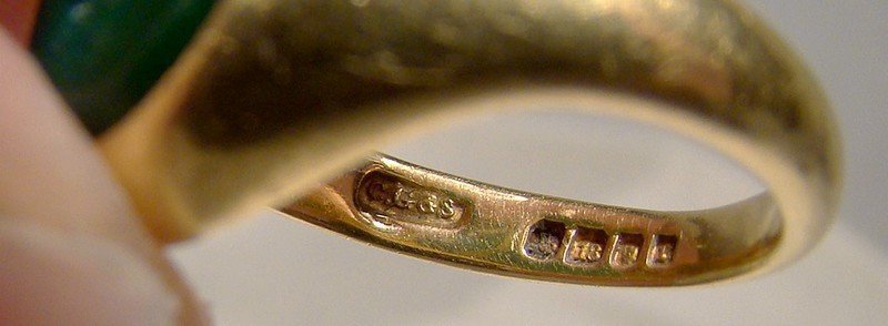 18K Gentleman's Chrysoprase Signet Seal Ring 1860