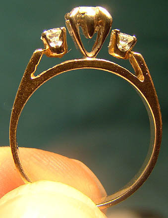 14K 3 DIAMONDS Engagement RING 1960s 14 K Size 3-3/4