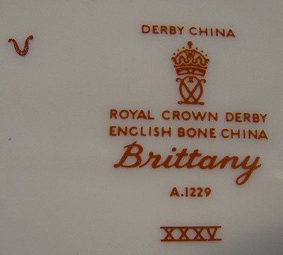 Royal Crown Derby BRITTANY A1229 - ASSORTED ITEMS
