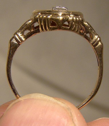 10K GOLD HEART SIGNET RING WITH Two DIAMONDS 1930s