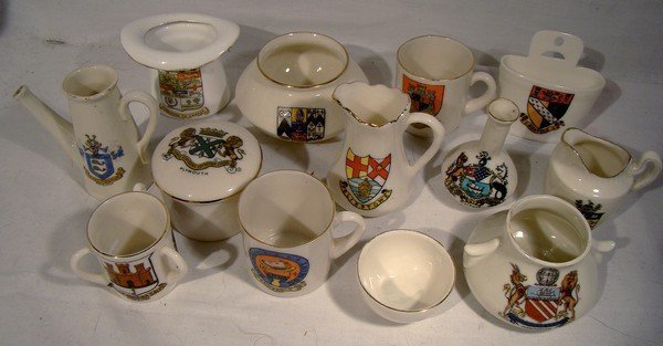 13 Pc. Vintage ENGLISH CRESTWARE SOUVENIR CHINA