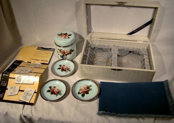 ANDO JAPANESE BOXED CLOISONNE SMOKING SET 1960s-70