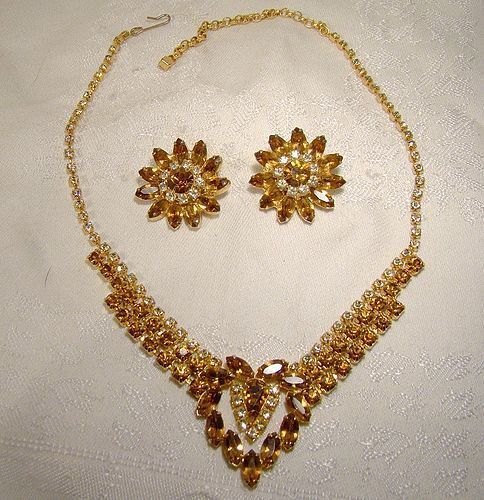 CONTINENTAL CHAMPAGNE & CINNAMON RHINESTONE NECKLACE EARRINGS Heart