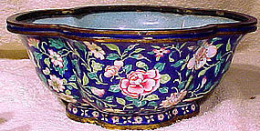 Late 18thC Qing Dynasty CANTON ENAMEL BOWL