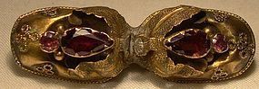 Victorian 10K YELLOW GOLD & ALMANDINE GARNETS Brooch c1860