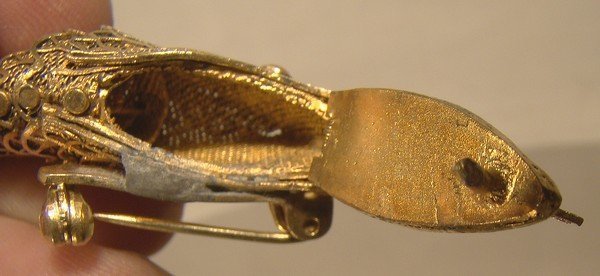 CHINESE ARTICULATED SILVER GILT FISH PIN 1930s