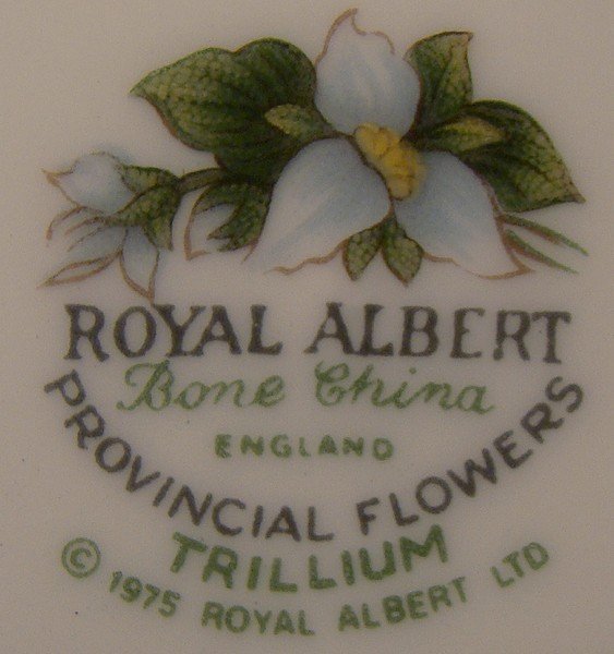 Royal Albert TRILLIUM Prov. Flowers CUP &amp; SAUCER