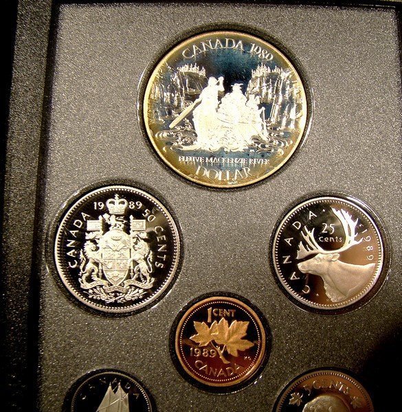 CANADA 1989 DOUBLE DOLLAR PROOF COIN SET IN CASE