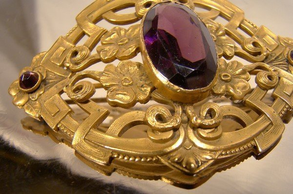 Art Nouveau Gilt Sash Pin 1900 - Amethyst Glass Stone