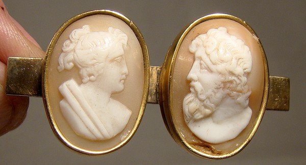 Victorian Twin Cameo Bar Pin - Man and Woman c1850