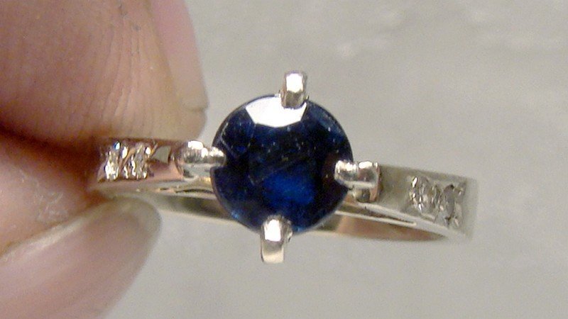 14K White Gold Blue Sapphire and Diamonds Ring 1960s 14 K Size 3-1/4