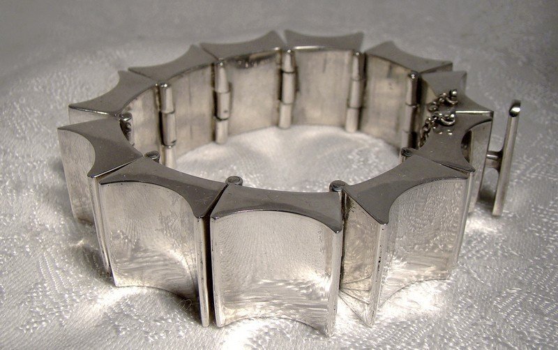 Mexican STERLING Silver Heavy Designer Quality BRACELET 1970s