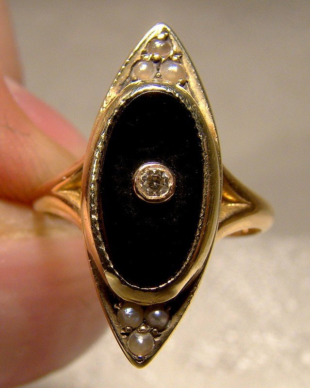 Art Deco 14K Yellow Gold Black Onyx and Diamond Signet Ring 1920s-30s