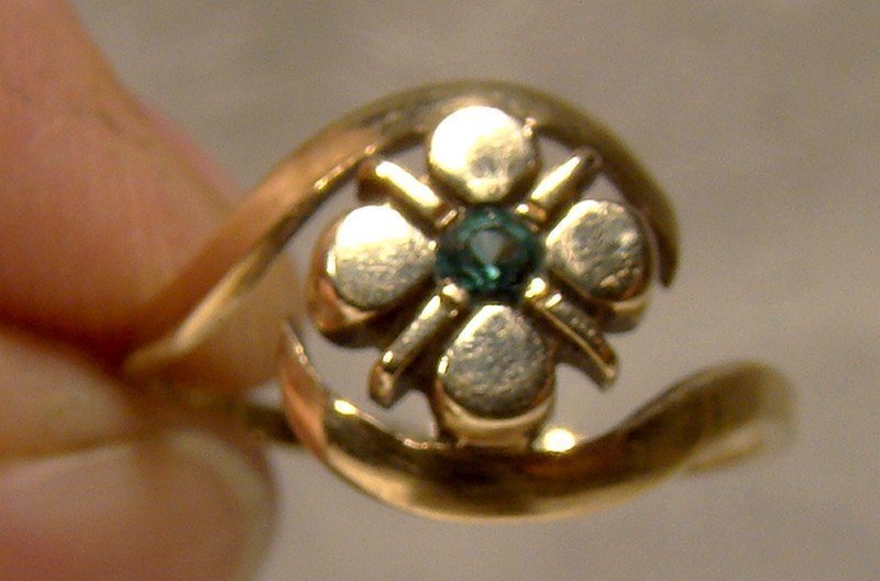 10K Yellow Gold Natural EMERALD RING 1940s  10 K Size 6-1/2